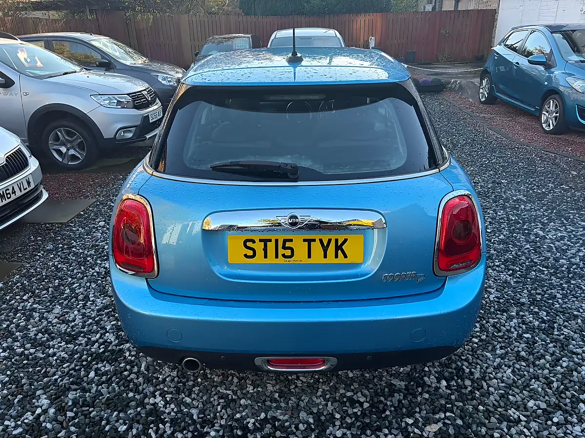 Used 2015 MINI Hatch Cooper Blue - Interior and Exterior details 4