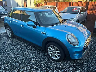 Used 2015 MINI Hatch Cooper Blue - Interior and Exterior details 8