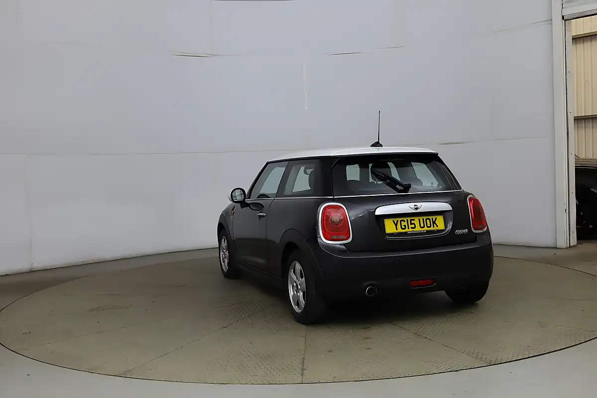 Used 2015 MINI Hatch Cooper Brown - Interior and Exterior details 5