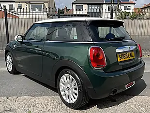 Used 2015 MINI Hatch Cooper (chili Ii Pack) British Racing Green Metallic - Interior and Exterior details 8