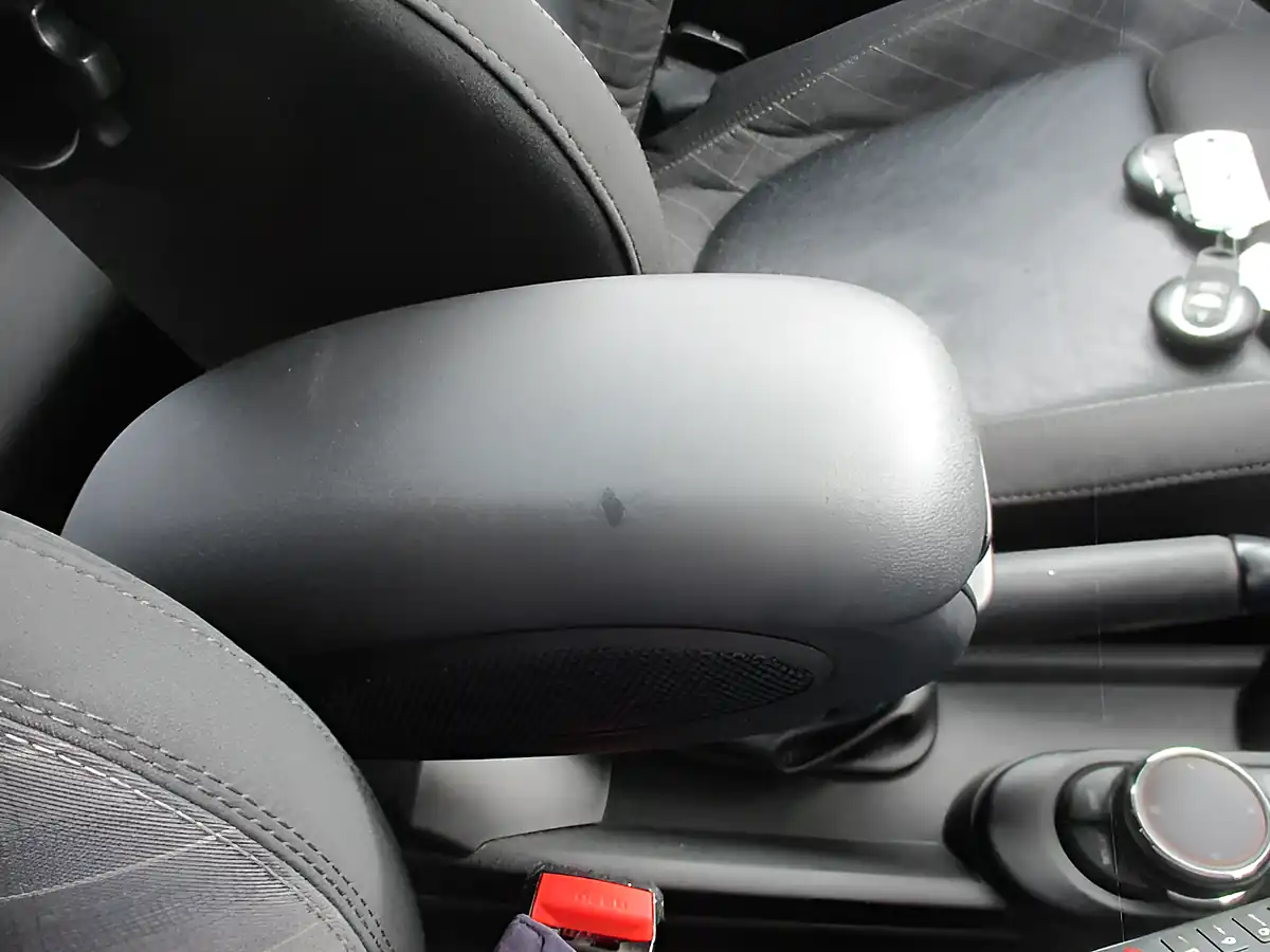 Used 2015 MINI Hatch Cooper Electric Blue - Interior and Exterior details 19