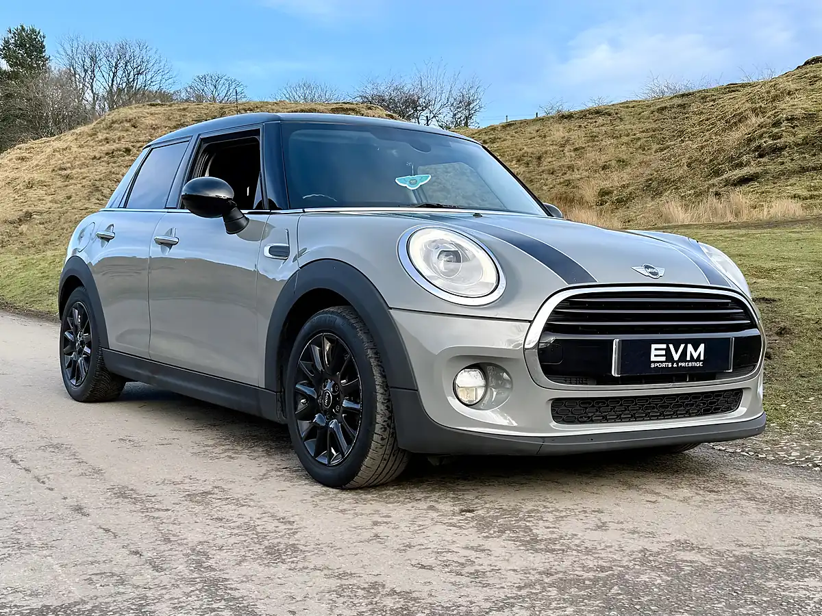 Used 2015 MINI Hatch Cooper Grey - Interior and Exterior details 14