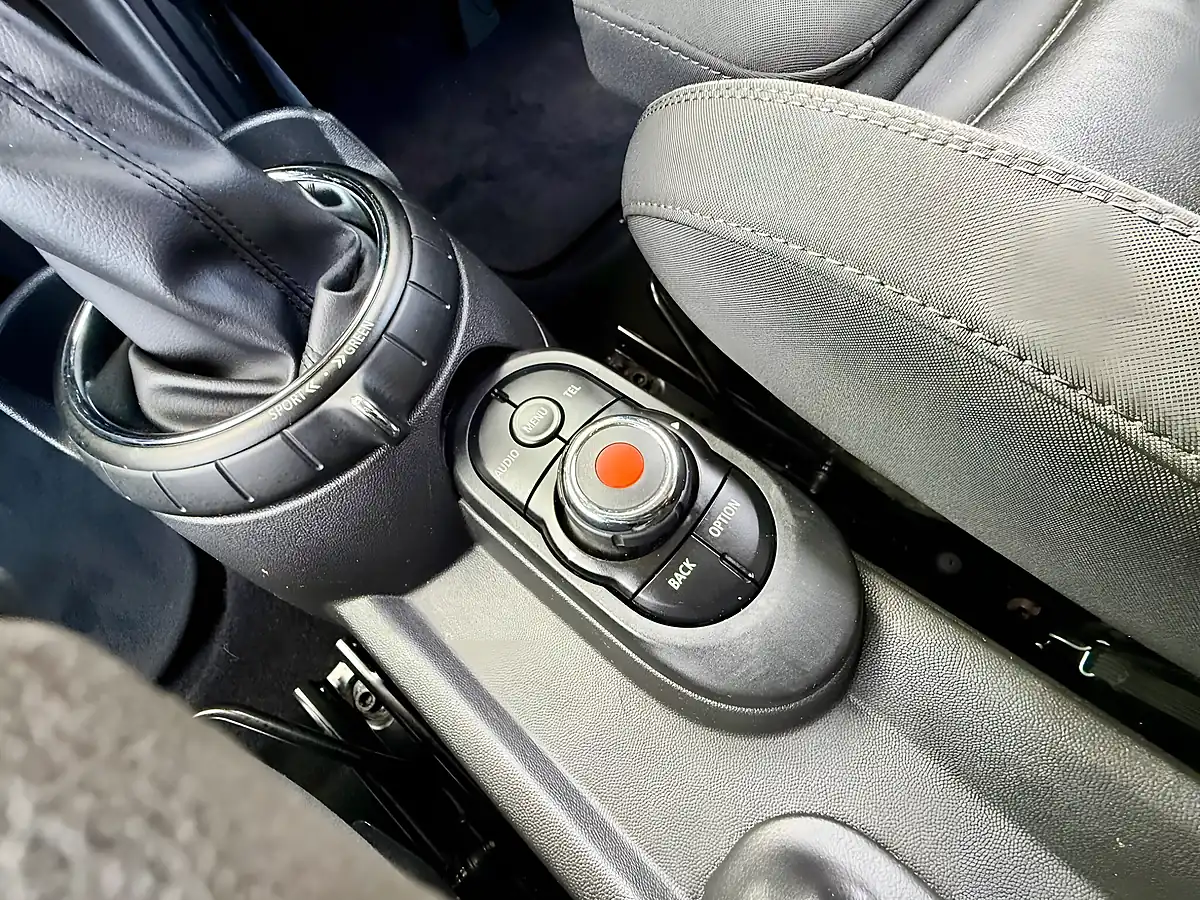 Used 2015 MINI Hatch Cooper Grey - Interior and Exterior details 19