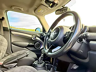 Used 2015 MINI Hatch Cooper Grey - Interior and Exterior details 9