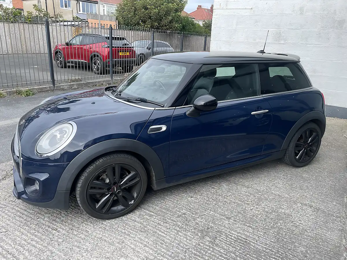 Used 2015 MINI Hatch Cooper Jcw Aero Kit Lapis Luxury Blue - Interior and Exterior details 5