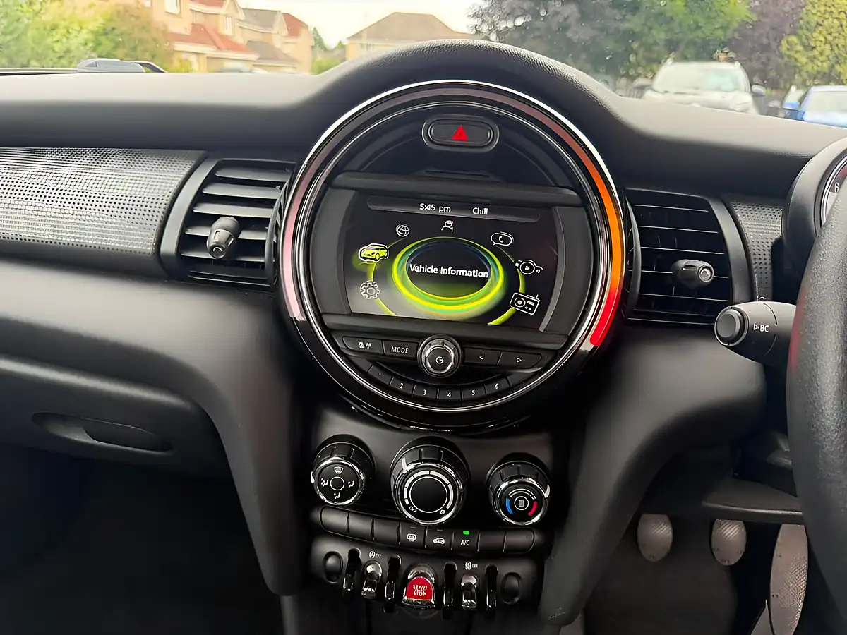 Used 2015 MINI Hatch Cooper Orange - Interior and Exterior details 10