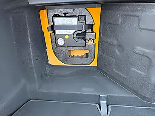 Used 2015 MINI Hatch Cooper Orange - Interior and Exterior details 15