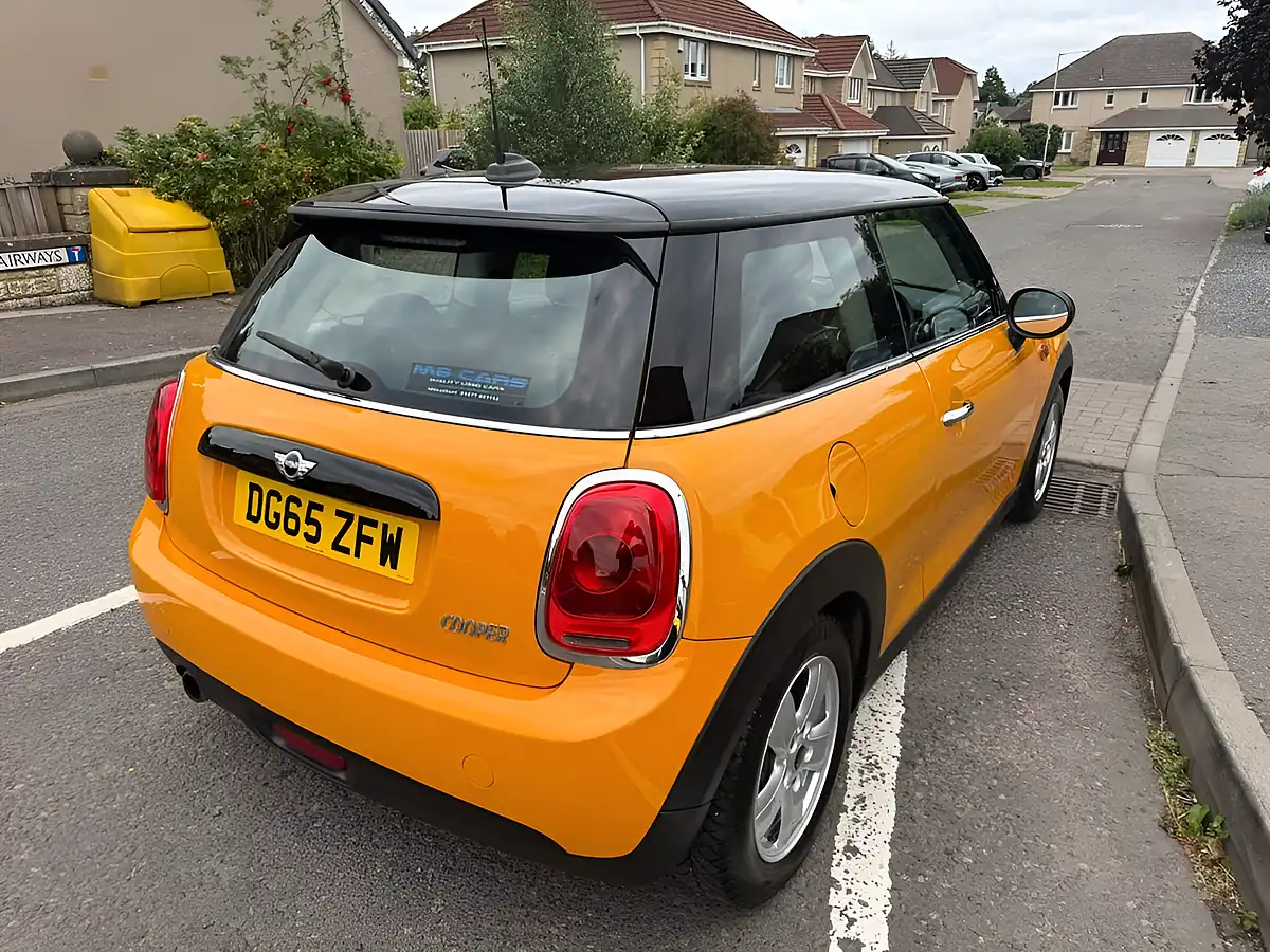 Used 2015 MINI Hatch Cooper Orange - Interior and Exterior details 3