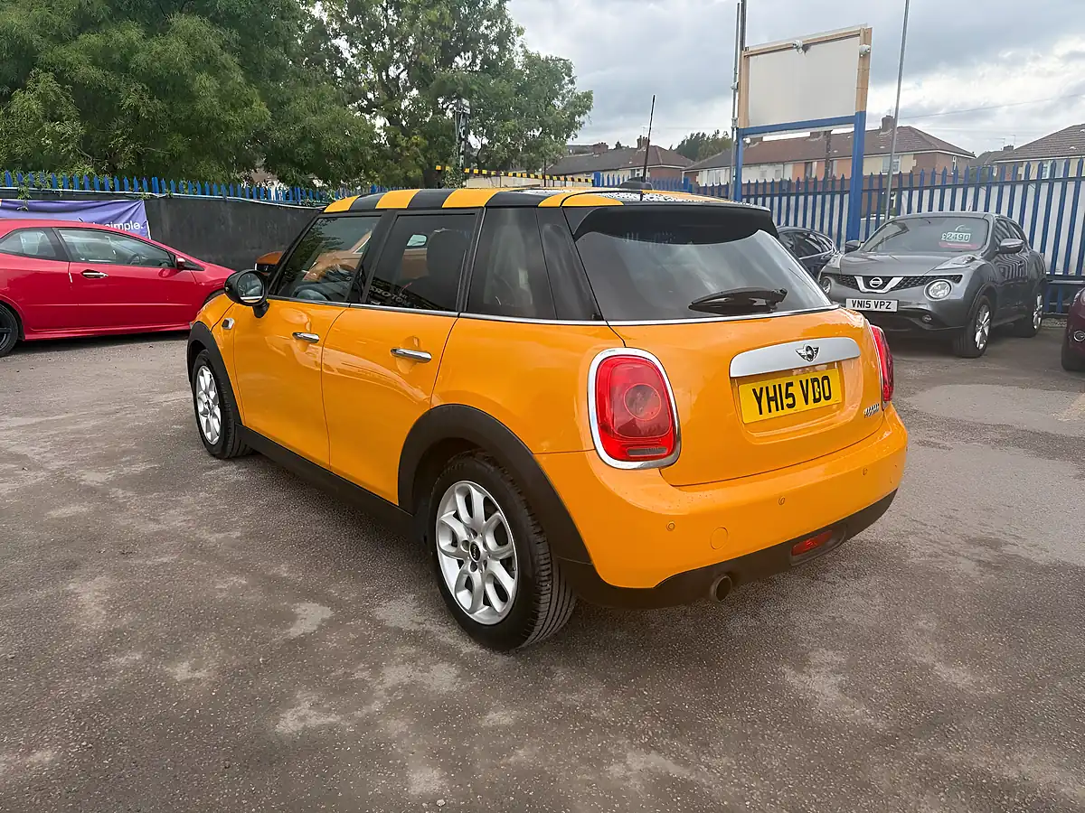 Used 2015 MINI Hatch Cooper Orange - Interior and Exterior details 4