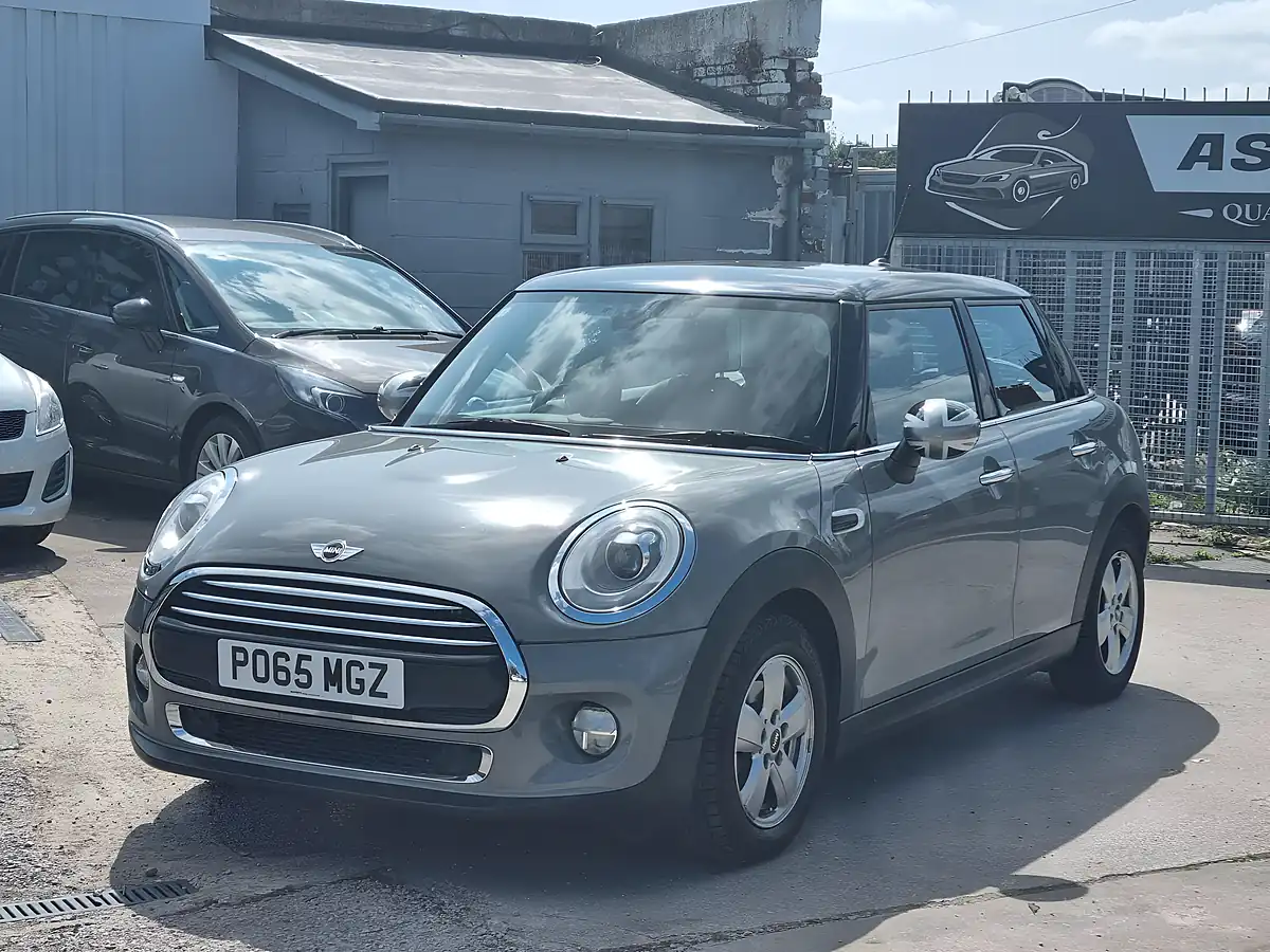 Used 2015 MINI Hatch Cooper Other - Interior and Exterior details 3