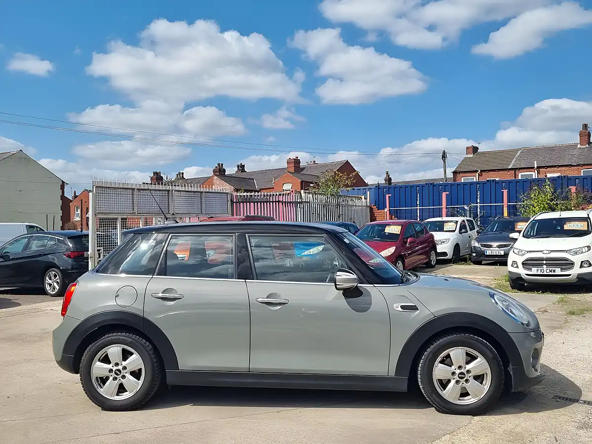 Used 2015 MINI Hatch Cooper Other - Interior and Exterior details 8