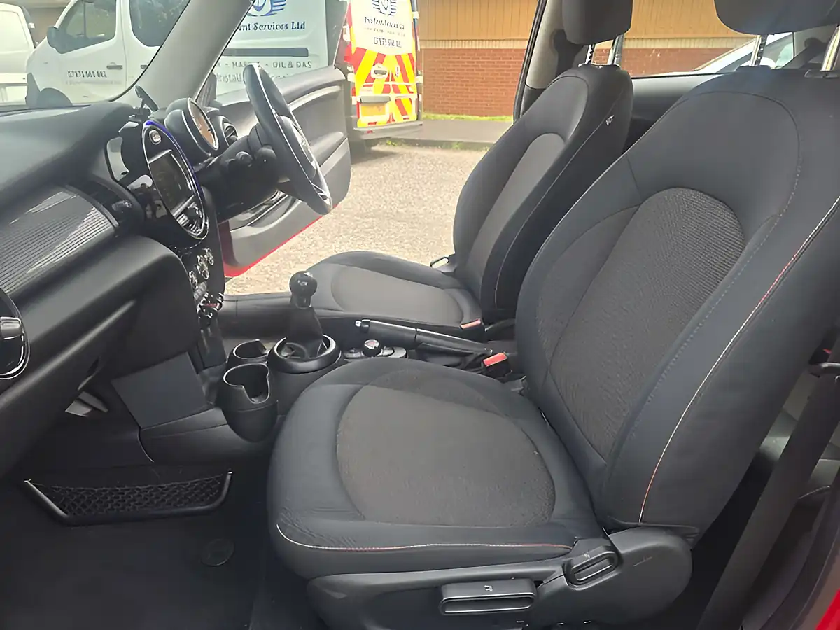 Used 2015 MINI Hatch Cooper Red - Interior and Exterior details 14