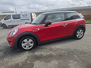 Used 2015 MINI Hatch Cooper Red - Interior and Exterior details 5