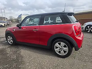 Used 2015 MINI Hatch Cooper Red - Interior and Exterior details 7
