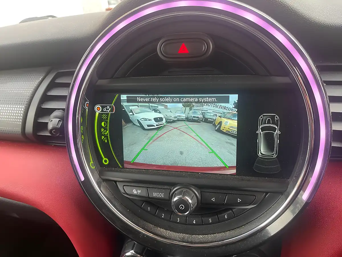 Used 2015 MINI Hatch Cooper Red - Interior and Exterior details 16