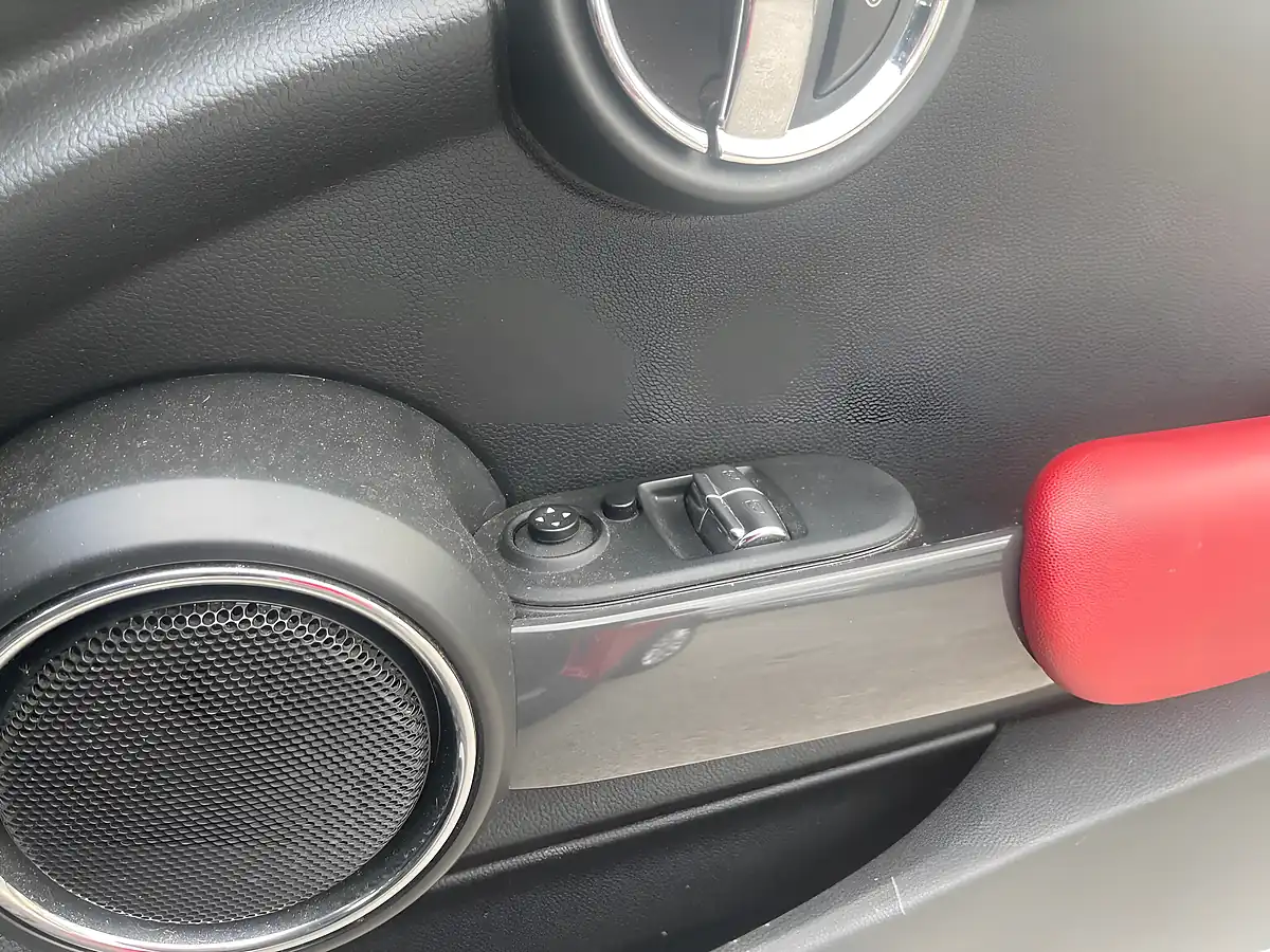 Used 2015 MINI Hatch Cooper Red - Interior and Exterior details 20