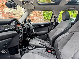 Used 2015 MINI Hatch Cooper S Black - Interior and Exterior details 17