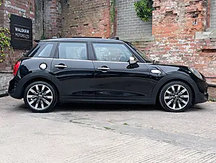 Used 2015 MINI Hatch Cooper S Black - Interior and Exterior details 4