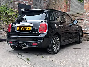 Used 2015 MINI Hatch Cooper S Black - Interior and Exterior details 6