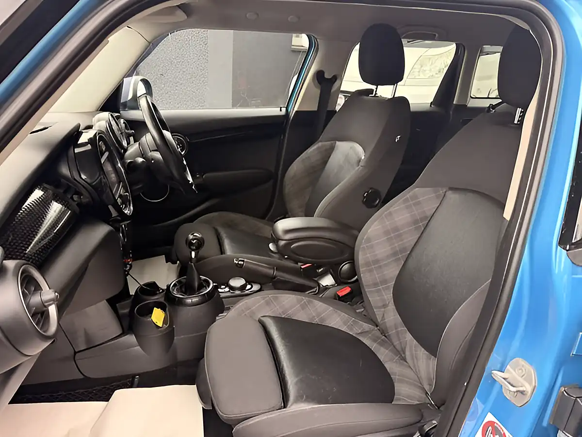 Used 2015 MINI Hatch Cooper S Blue - Interior and Exterior details 10