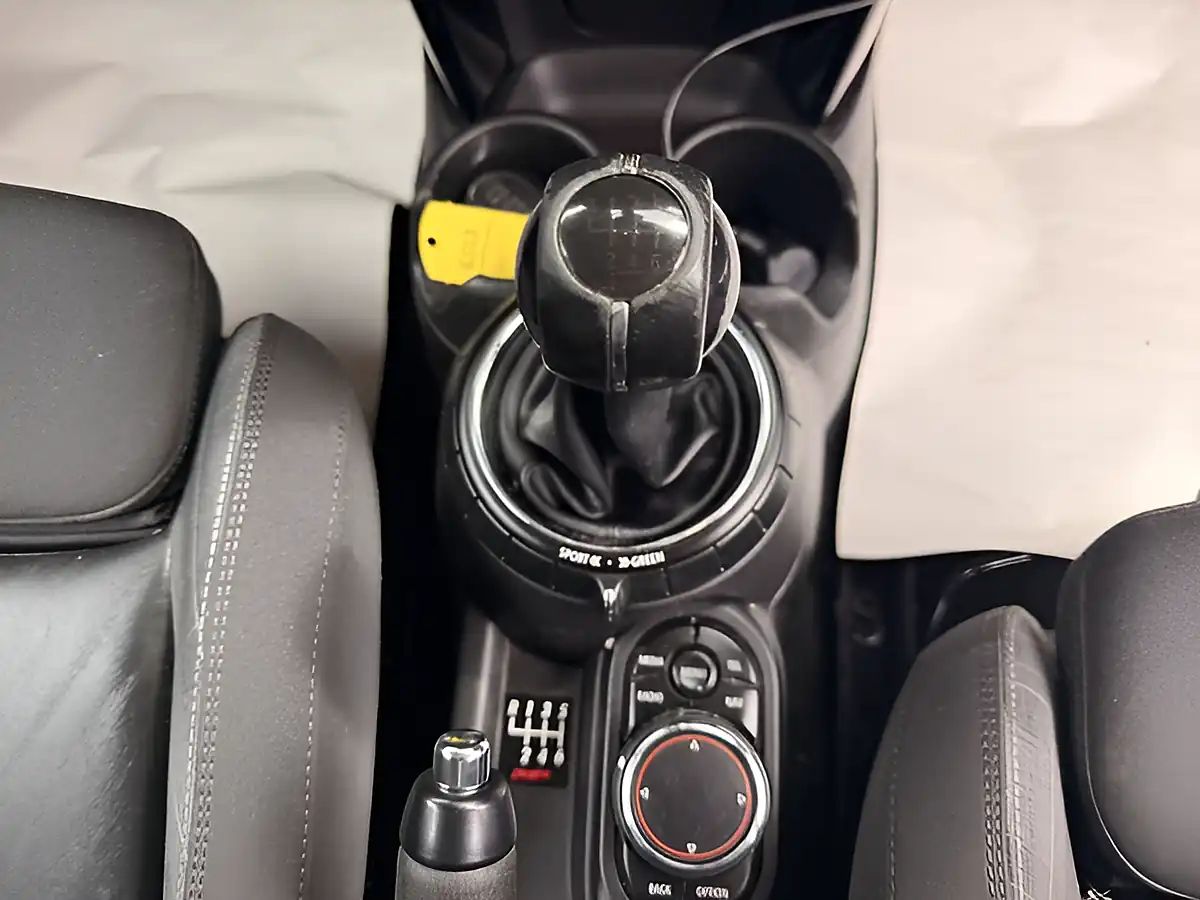 Used 2015 MINI Hatch Cooper S Blue - Interior and Exterior details 18