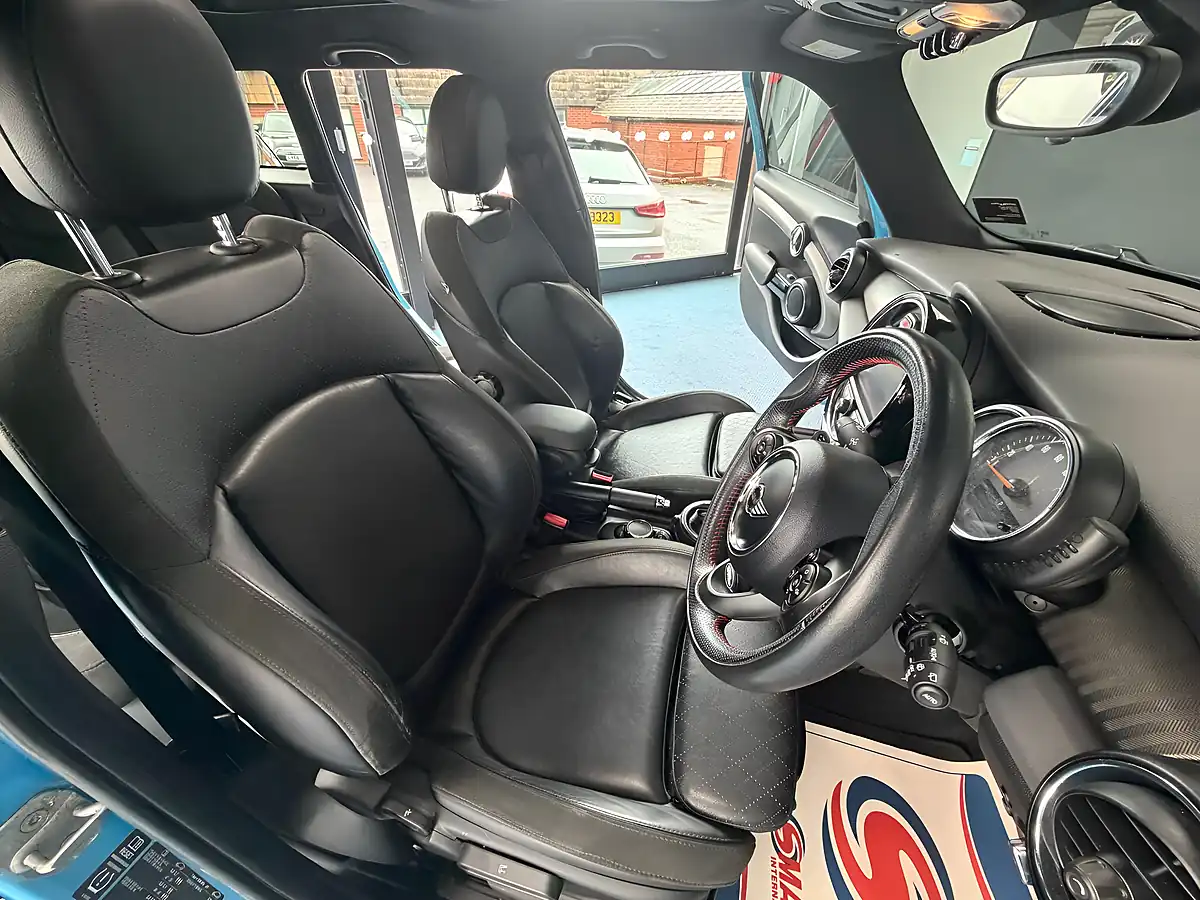 Used 2015 MINI Hatch Cooper S Blue - Interior and Exterior details 10