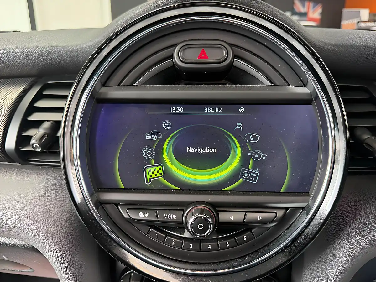 Used 2015 MINI Hatch Cooper S Blue - Interior and Exterior details 13