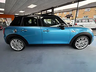 Used 2015 MINI Hatch Cooper S Blue - Interior and Exterior details 2