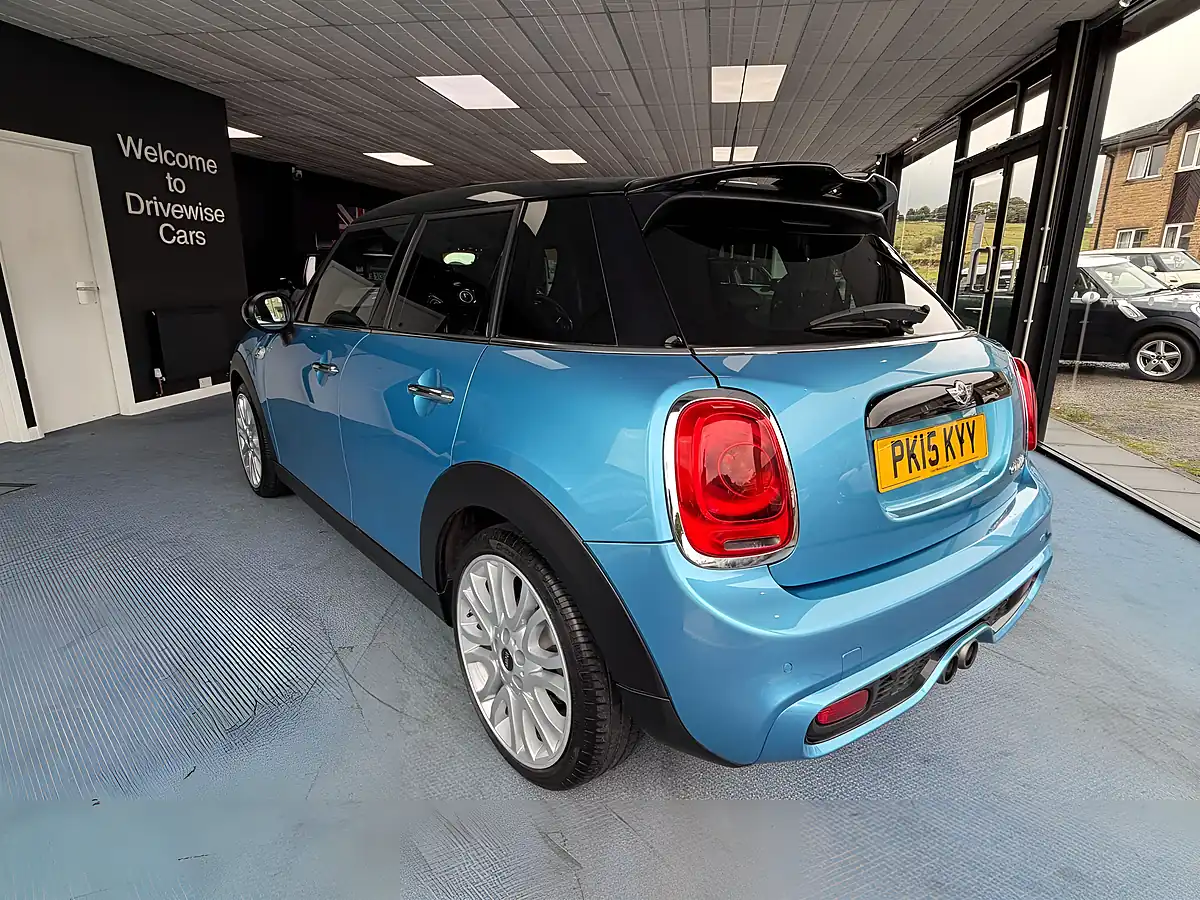 Used 2015 MINI Hatch Cooper S Blue - Interior and Exterior details 7