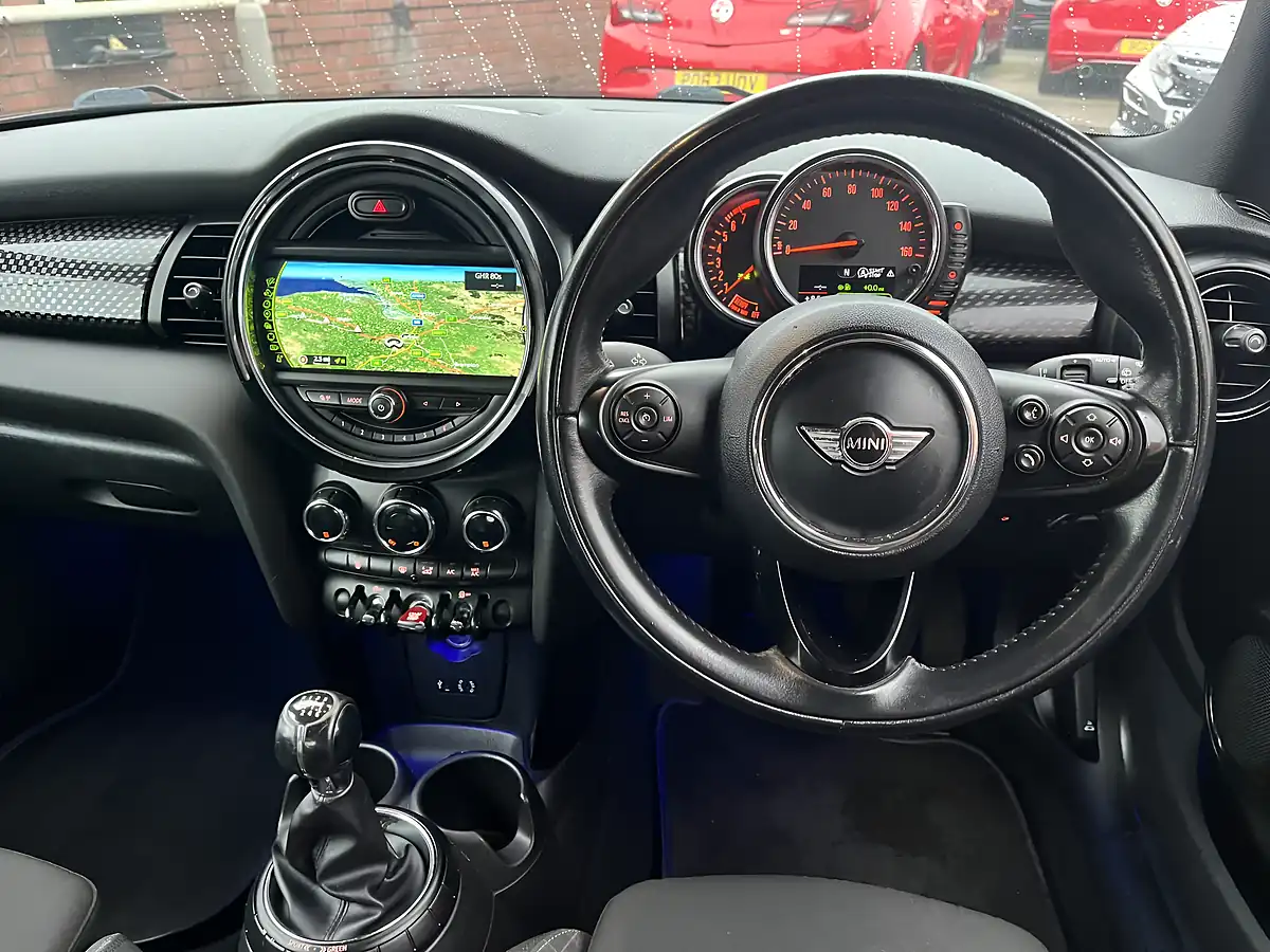 Used 2015 MINI Hatch Cooper S Lapis Luxury Blue - Interior and Exterior details 11