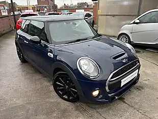 Used 2015 MINI Hatch Cooper S Lapis Luxury Blue - Interior and Exterior details 2