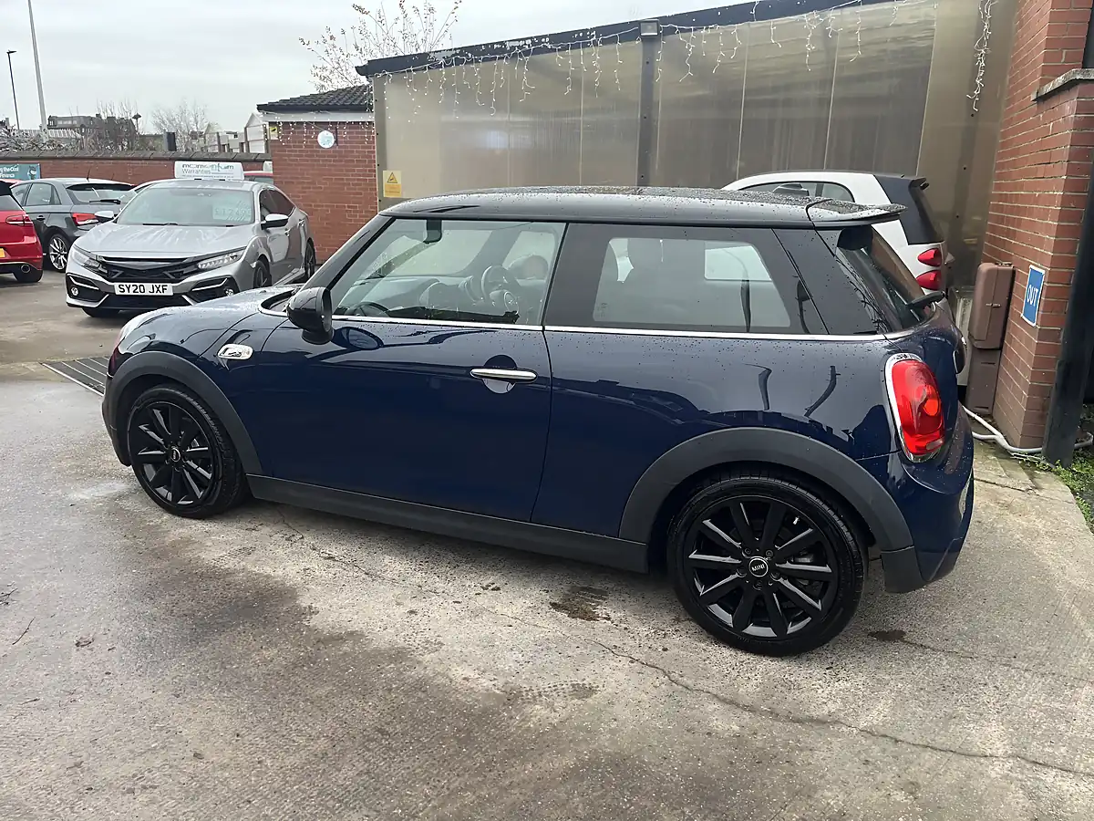 Used 2015 MINI Hatch Cooper S Lapis Luxury Blue - Interior and Exterior details 5