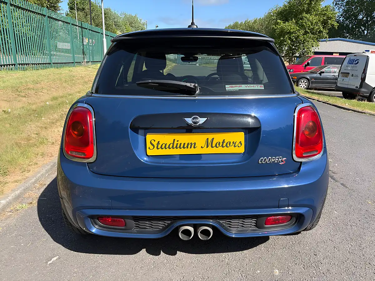 Used 2015 MINI Hatch Cooper S Mediterranean Blue - Interior and Exterior details 16