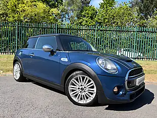 Used 2015 MINI Hatch Cooper S Mediterranean Blue - Interior and Exterior details 6