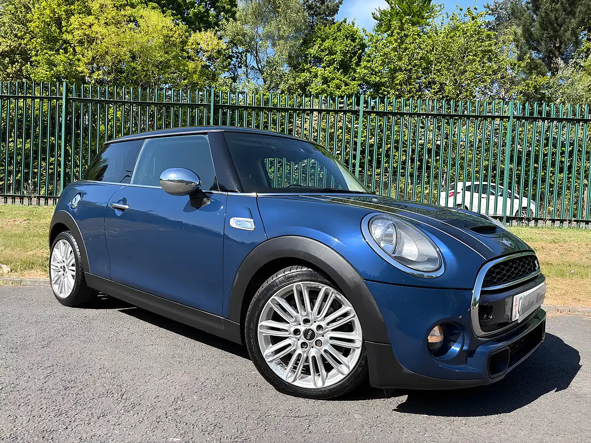 Used 2015 MINI Hatch Cooper S Mediterranean Blue - Interior and Exterior details 6