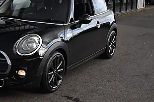 Used 2015 MINI Hatch Cooper S Midnight Black - Interior and Exterior details 11