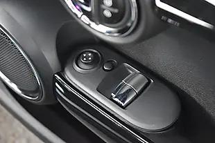 Used 2015 MINI Hatch Cooper S Midnight Black - Interior and Exterior details 14