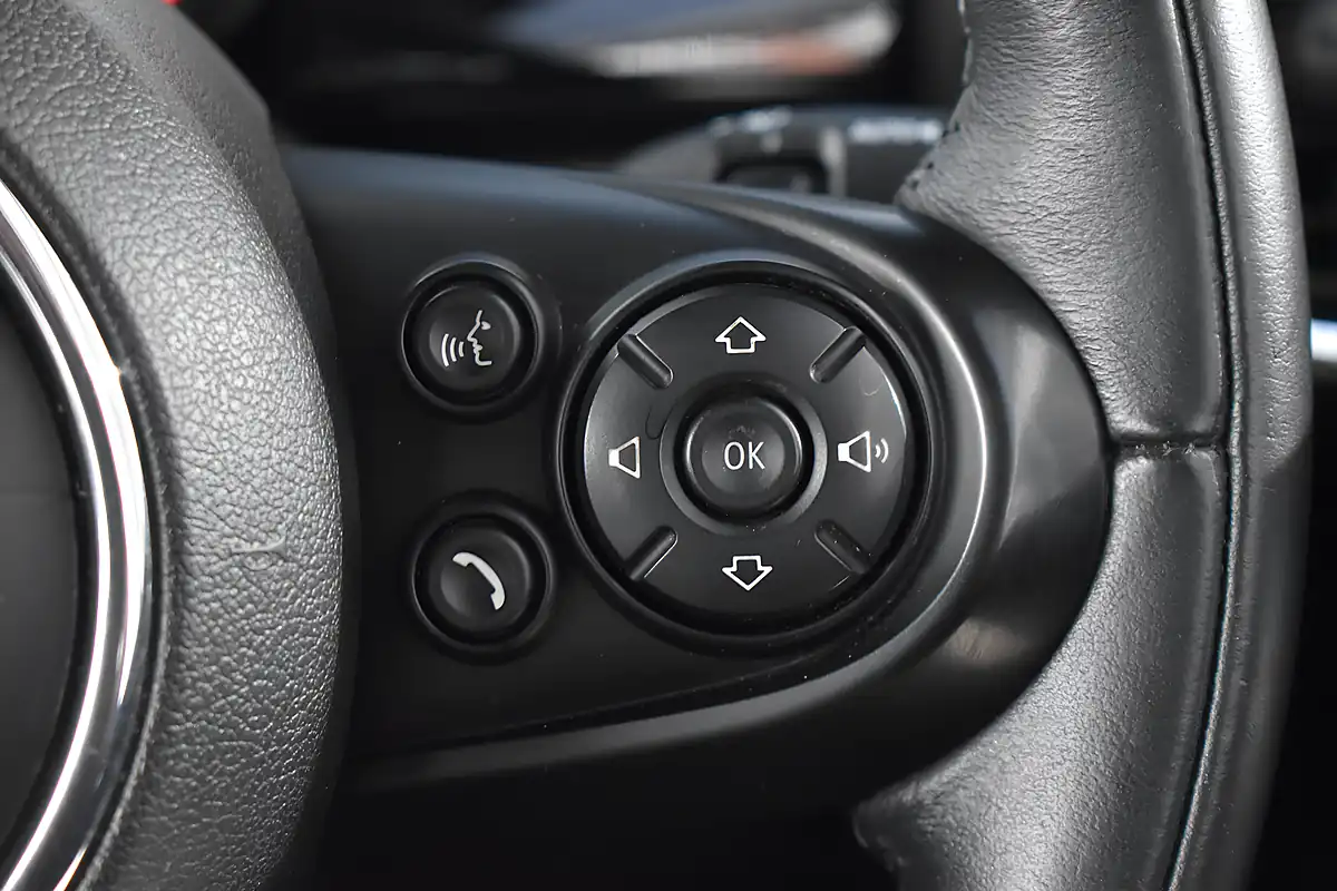 Used 2015 MINI Hatch Cooper S Midnight Black - Interior and Exterior details 15