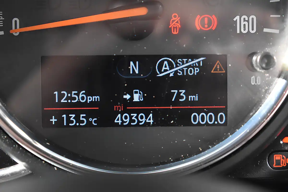 Used 2015 MINI Hatch Cooper S Midnight Black - Interior and Exterior details 9