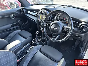 Used 2015 MINI Hatch Cooper S Pepper White - Interior and Exterior details 14