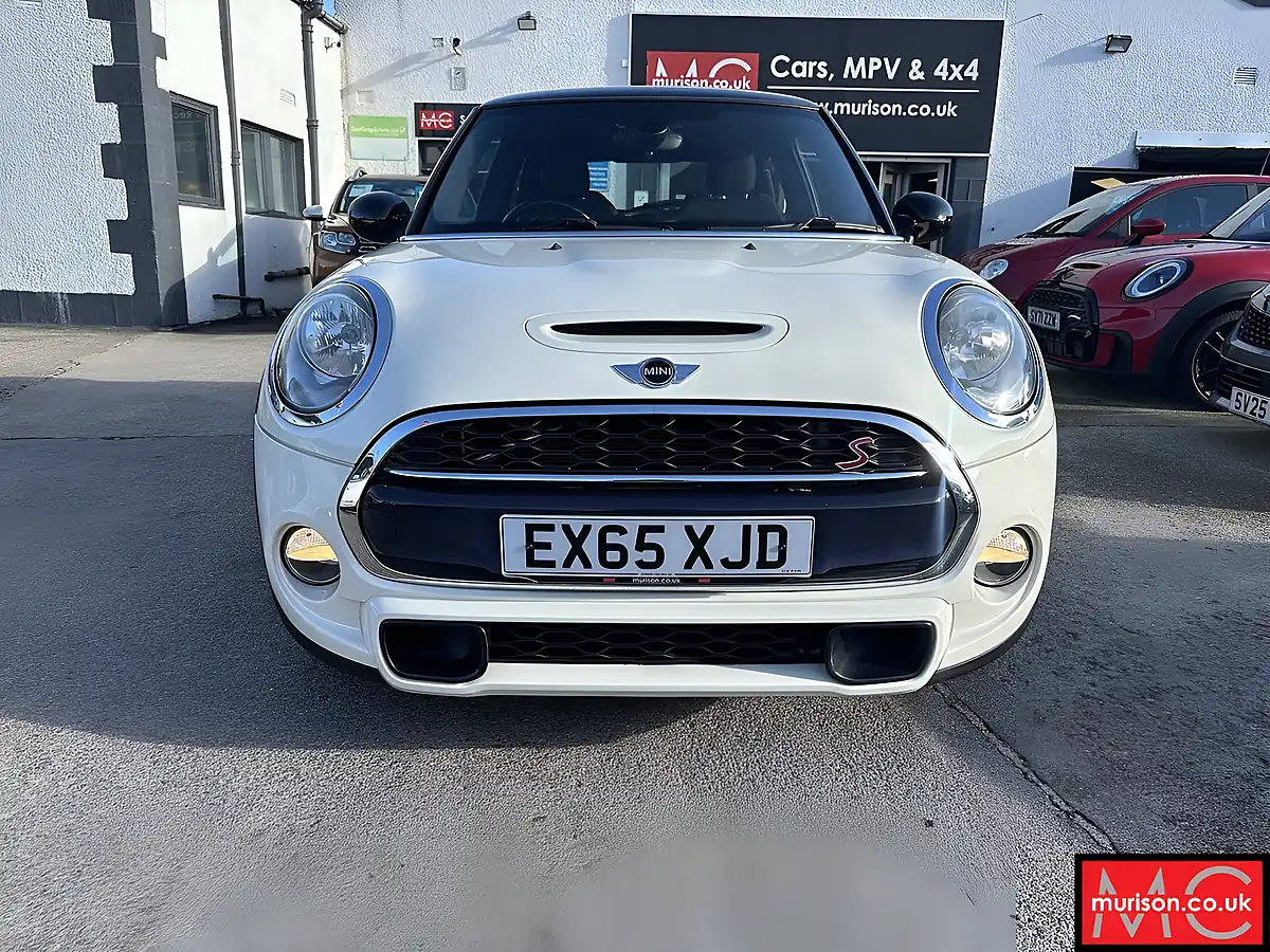 Used 2015 MINI Hatch Cooper S Pepper White - Interior and Exterior details 6
