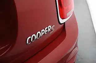 Used 2015 MINI Hatch Cooper S Red - Interior and Exterior details 11