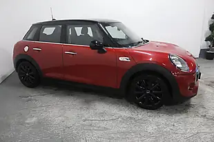 Used 2015 MINI Hatch Cooper S Red - Interior and Exterior details 3
