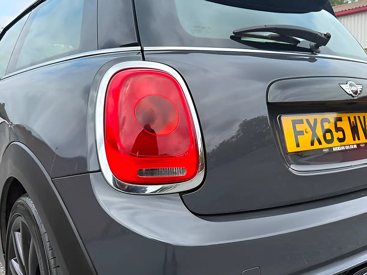 Used 2015 MINI Hatch Cooper S Thunder Grey - Interior and Exterior details 19