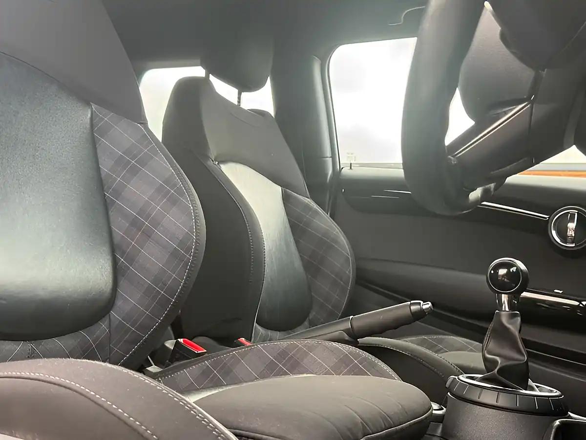 Used 2015 MINI Hatch Cooper S Thunder Grey - Interior and Exterior details 20