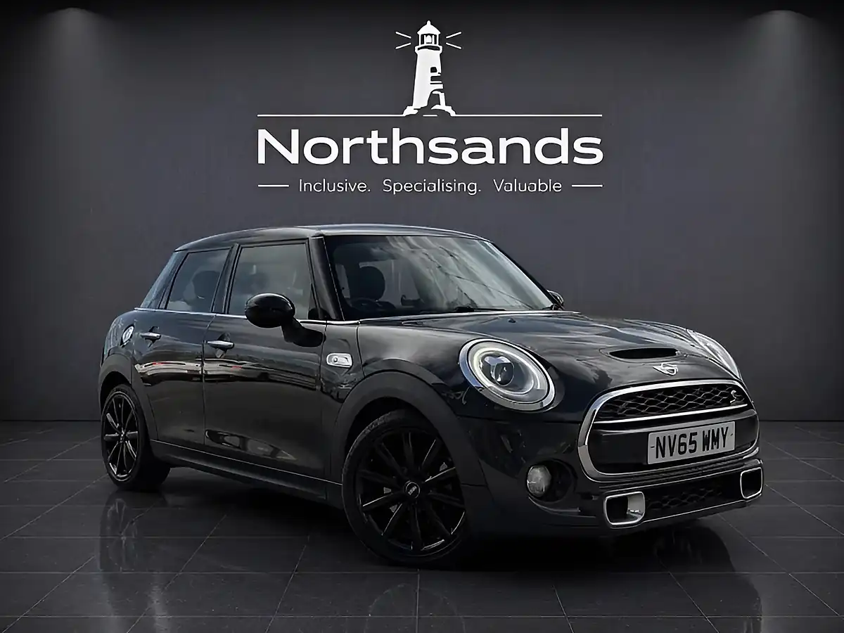Used 2015 MINI Hatch Cooper Sd Grey - Front View