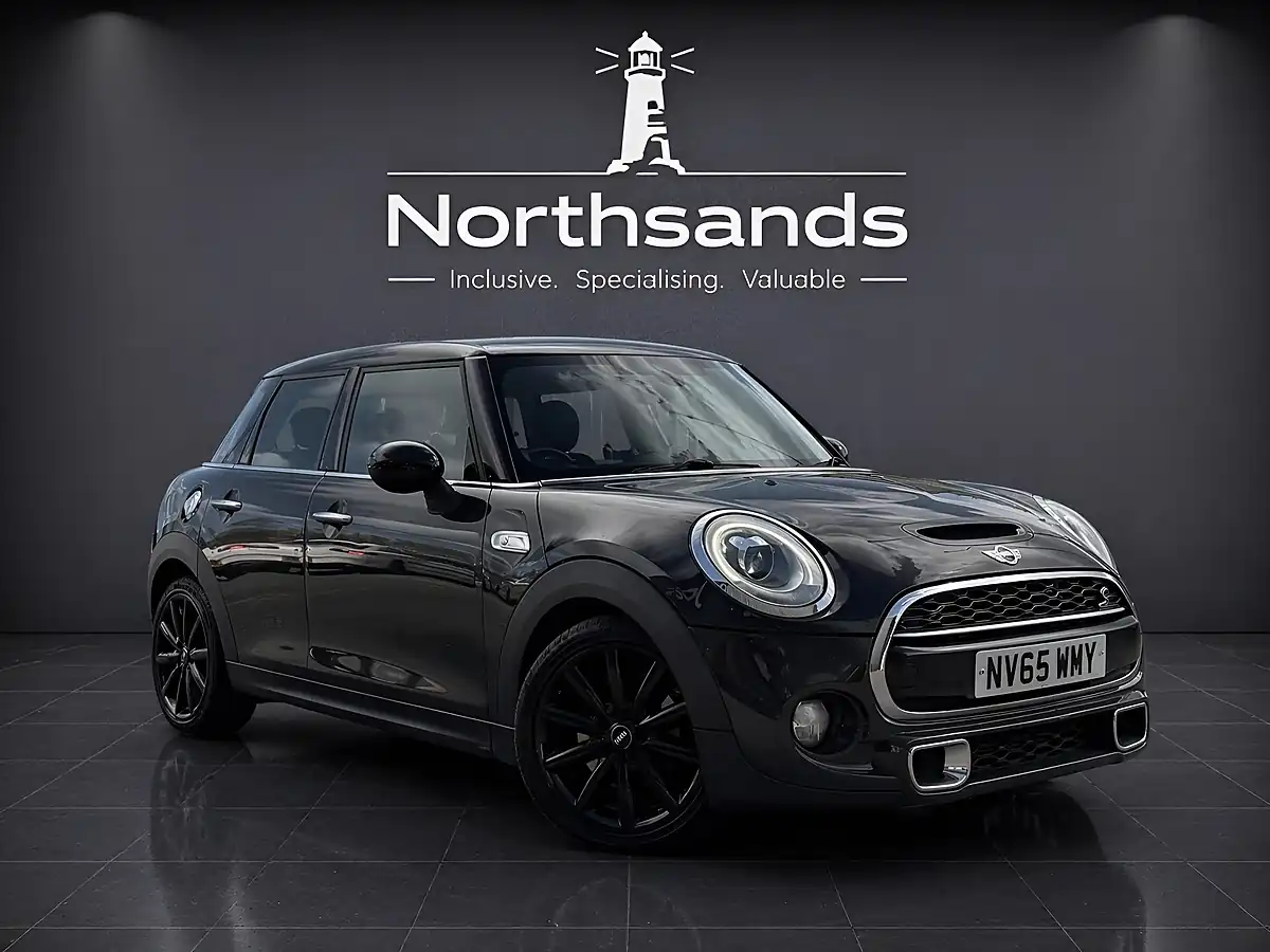 Used 2015 MINI Hatch Cooper Sd Grey - Interior and Exterior details 14