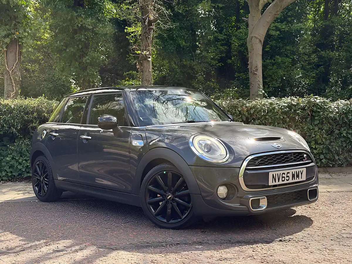 Used 2015 MINI Hatch Cooper Sd Grey - Interior and Exterior details 2
