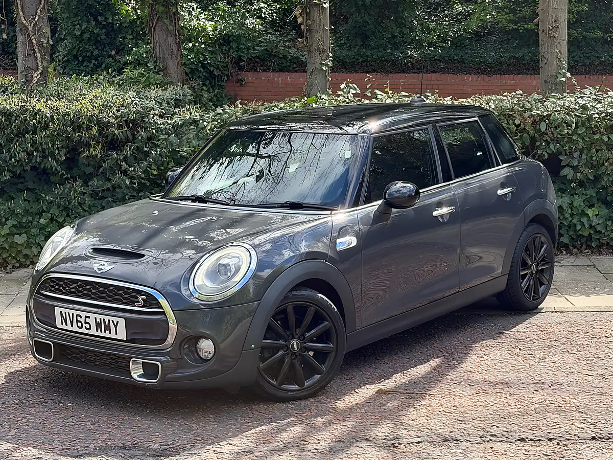 Used 2015 MINI Hatch Cooper Sd Grey - Interior and Exterior details 20