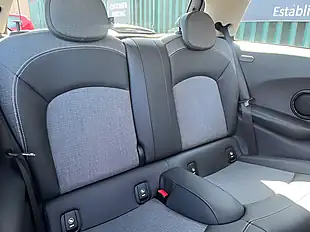 Used 2015 MINI Hatch Cooper Silver - Interior and Exterior details 18
